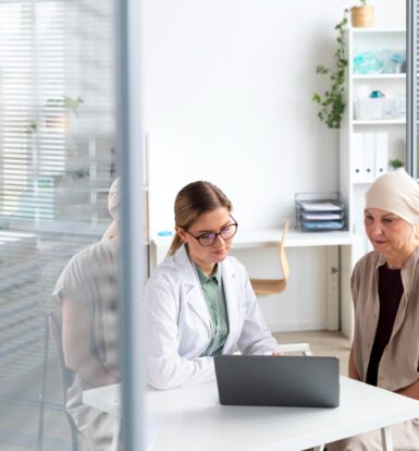 A medical scribe assisting a physician in documenting a patient encounter in Delaware.