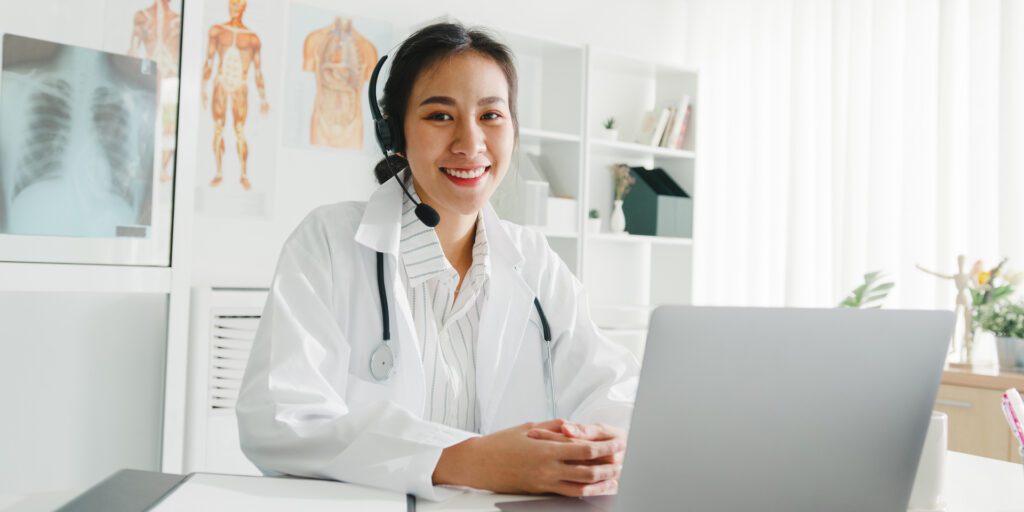 Best Telemedicine Solutions for Small Clinics offering secure, affordable, and HIPAA-compliant virtual care options.