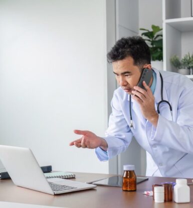 A Virtual Medical Assistant (VMA) handling an emergency call, providing urgent guidance to a patient with critical symptoms.