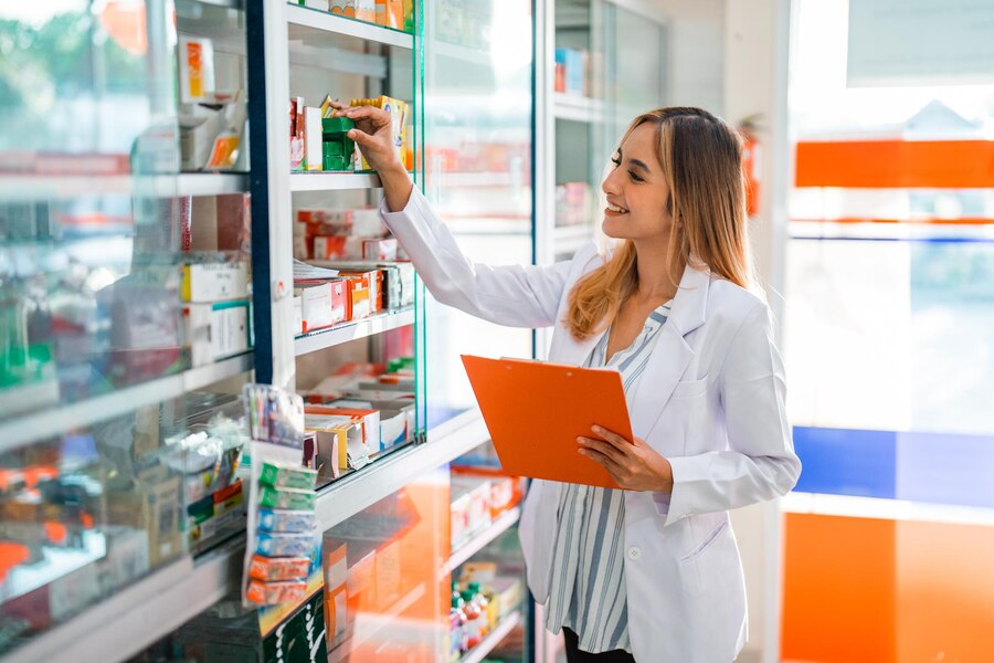 Custom reporting and analytics for LTC pharmacy billing optimization.